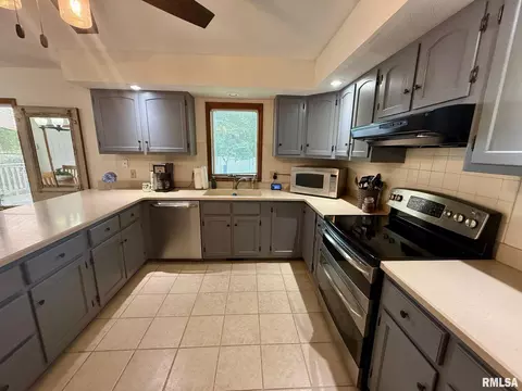 2512 Charlack Ave, Springfield, IL 62704 photo 10