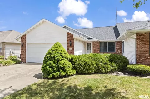 3216 Red Oak Ln, Springfield, IL 62712 photo 4