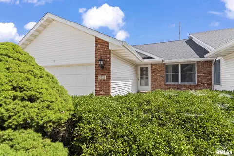 3216 Red Oak Ln, Springfield, IL 62712 photo 3