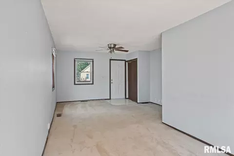 616 W Calhoun Ave, Springfield, IL 62702 photo 8