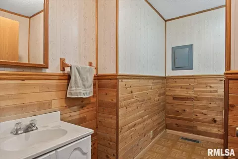 616 W Calhoun Ave, Springfield, IL 62702 photo 10
