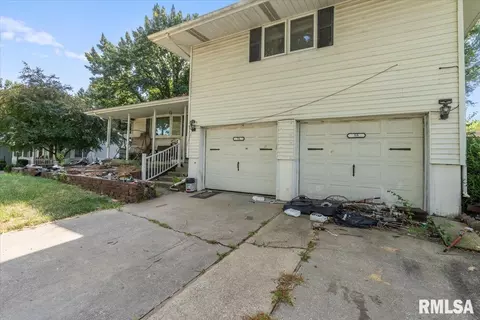 55 Harbauer Ln, Springfield, IL 62702 photo 3