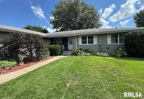 72 Covered Bridge Acres, Glenarm, IL 62536