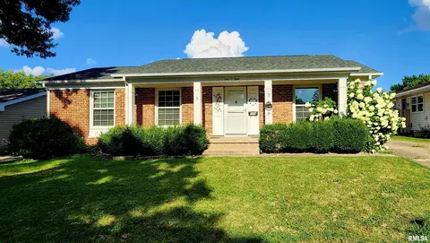 108 Cartwright Dr, Springfield, IL 62704 photo 2
