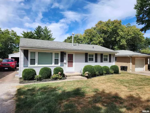 Exterior - 2625 S Welch Ave, Springfield, IL 62704 photo 5 of 5