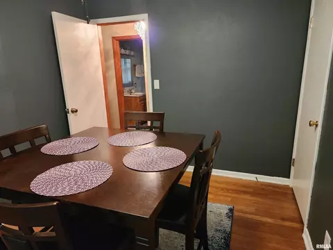 Dining - 2625 S Welch Ave, Springfield, IL 62704 photo 2 of 2