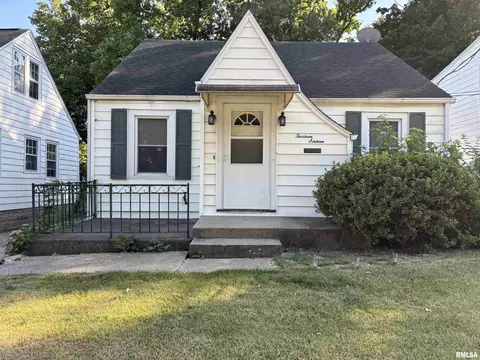1316 E Stanford Ave, Springfield, IL 62703