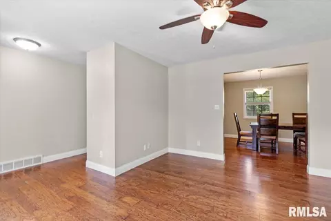 3315 Neptune Ave, Springfield, IL 62707 photo 8