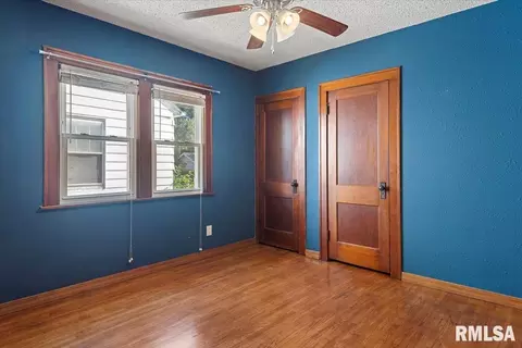 2212 Holmes Ave, Springfield, IL 62704 photo 16