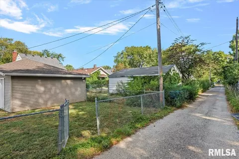 2212 Holmes Ave, Springfield, IL 62704 photo 29