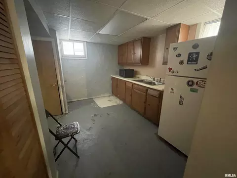 2408 S 4th St, Springfield, IL 62703 photo 15