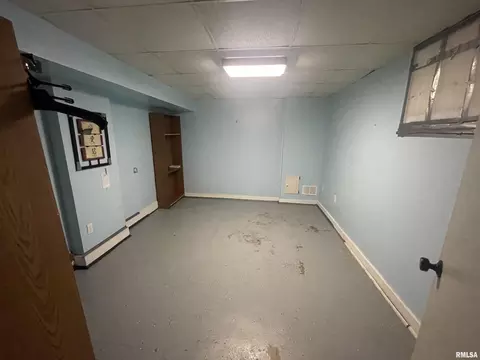 2408 S 4th St, Springfield, IL 62703 photo 22