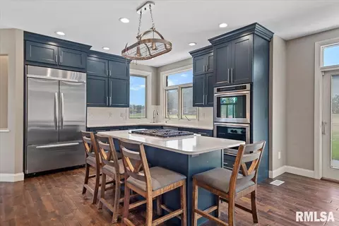Kitchen - 4605 Turtle Bay, Springfield, IL 62711 photo 3 of 6