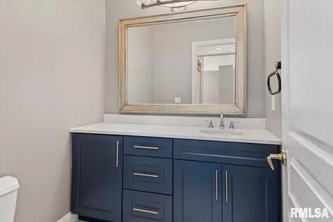 Bath - 4605 Turtle Bay, Springfield, IL 62711 photo 1 of 8