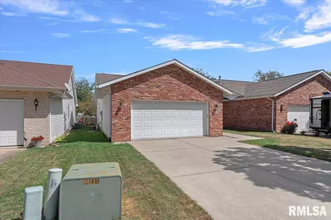 2124 Checkerberry Ln, Springfield, IL 62711 photo 3