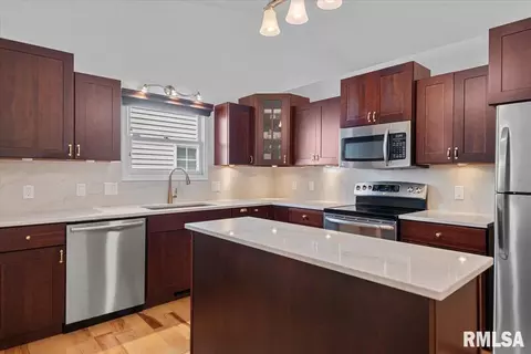 2124 Checkerberry Ln, Springfield, IL 62711 photo 8