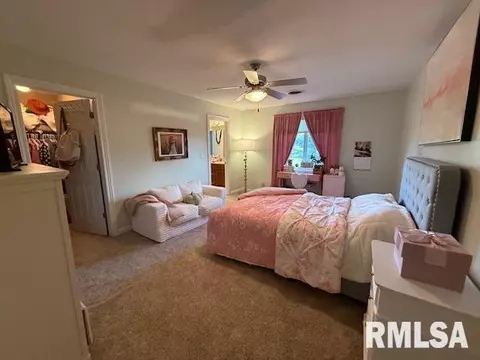 Bedroom - 2508 Muirfield Rd, Springfield, IL 62711 photo 8 of 12