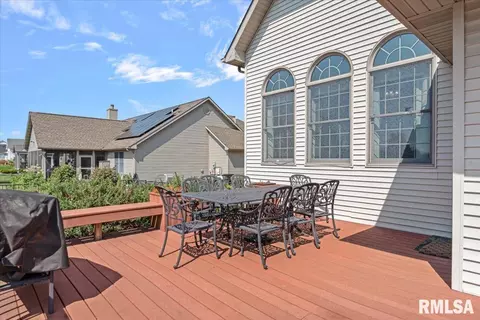 Exterior - 2508 Muirfield Rd, Springfield, IL 62711 photo 7 of 11