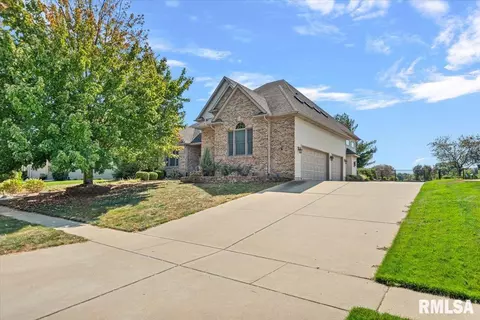 Exterior - 2508 Muirfield Rd, Springfield, IL 62711 photo 1 of 11