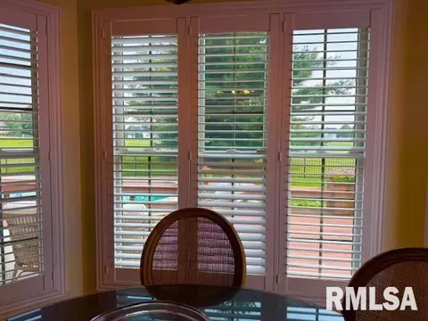 Dining - 2508 Muirfield Rd, Springfield, IL 62711 photo 7 of 9