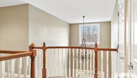 Entry Way - 2508 Muirfield Rd, Springfield, IL 62711 photo 7 of 7