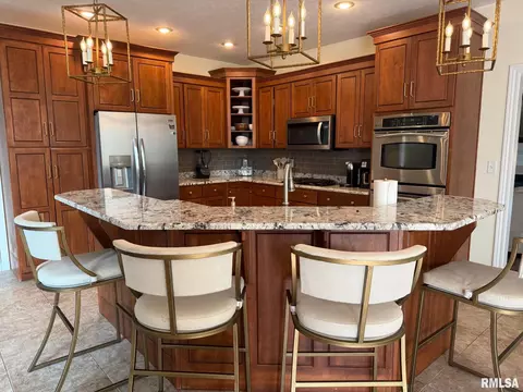 Kitchen - 2508 Muirfield Rd, Springfield, IL 62711 photo 1 of 7