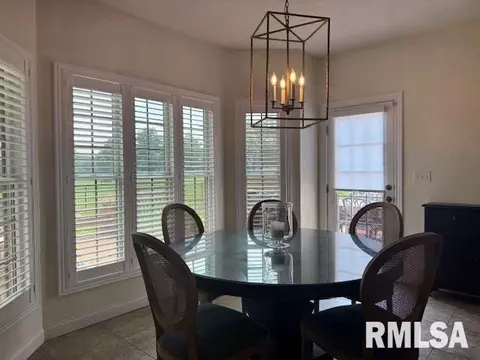 Dining - 2508 Muirfield Rd, Springfield, IL 62711 photo 1 of 9