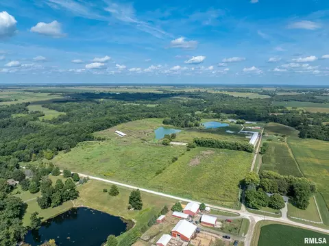 695 W Knox Rd, Abingdon, IL 61401