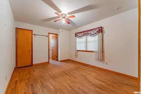 700 W 5th St, Delavan, IL 61734 photo 14