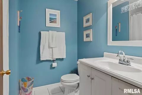 Bath - 2996 Hazlett Rd, Springfield, IL 62707 photo 1 of 6