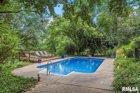 Exterior - 2996 Hazlett Rd, Springfield, IL 62707 photo 7 of 15
