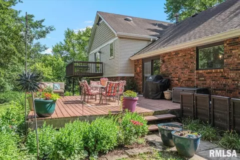 Exterior - 2996 Hazlett Rd, Springfield, IL 62707 photo 11 of 15