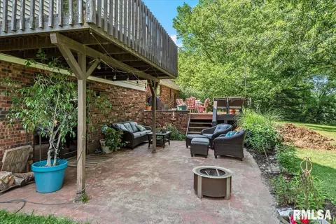Exterior - 2996 Hazlett Rd, Springfield, IL 62707 photo 13 of 15
