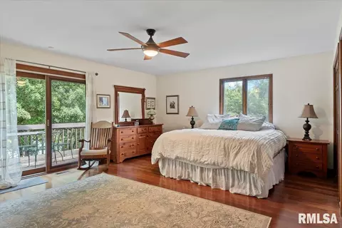 Bedroom - 2996 Hazlett Rd, Springfield, IL 62707 photo 1 of 10