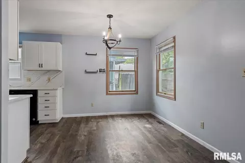 2900 Dunwich Ave, Springfield, IL 62702 photo 8