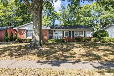 2709 Arlington Dr, Springfield, IL 62704