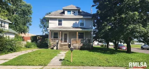 310 N Dean St, Bushnell, IL 61422