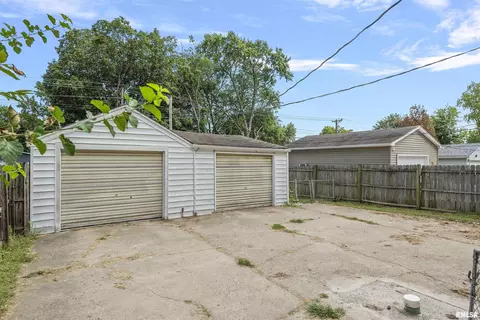 2040 N 22nd St, Springfield, IL 62702 photo 21