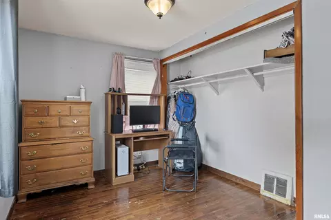 2040 N 22nd St, Springfield, IL 62702 photo 12