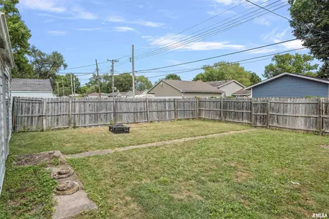 2040 N 22nd St, Springfield, IL 62702 photo 25