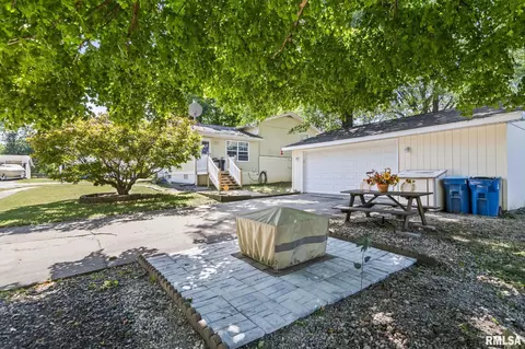101 W Hawkeye Way, Springfield, IL 62707 photo 32