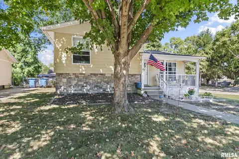 101 W Hawkeye Way, Springfield, IL 62707 photo 3