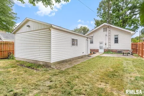 1620 S State St, Springfield, IL 62704 photo 24