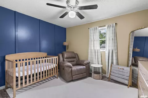Bedroom - 14358 Prairie Trl, Athens, IL 62613 photo 4 of 5