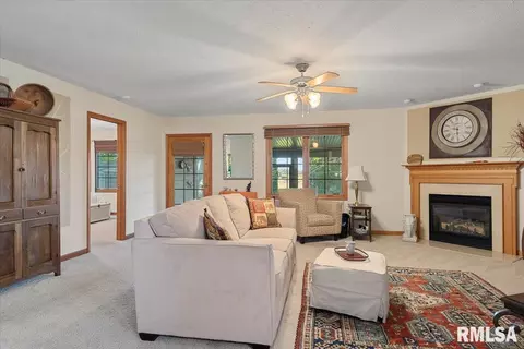 3806 Sugar Loaf Dr, Springfield, IL 62711 photo 17