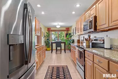 3806 Sugar Loaf Dr, Springfield, IL 62711 photo 10