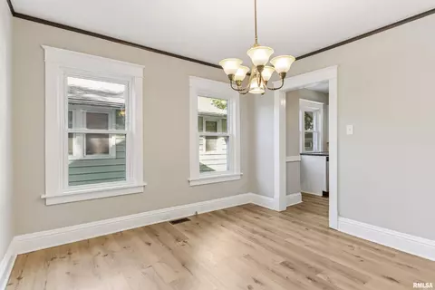 Other - 209 E Spruce St, Springfield, IL 62704 photo 2 of 6