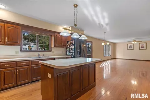 3920 Stone Bridge Rd, Springfield, IL 62711 photo 12