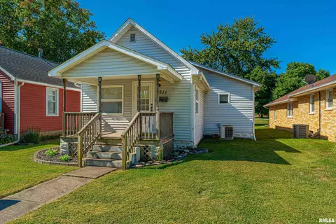 1511 Broadway St, Lincoln, IL 62656