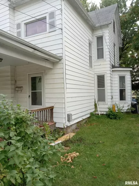 312 N Prairie St, Jacksonville, IL 62650